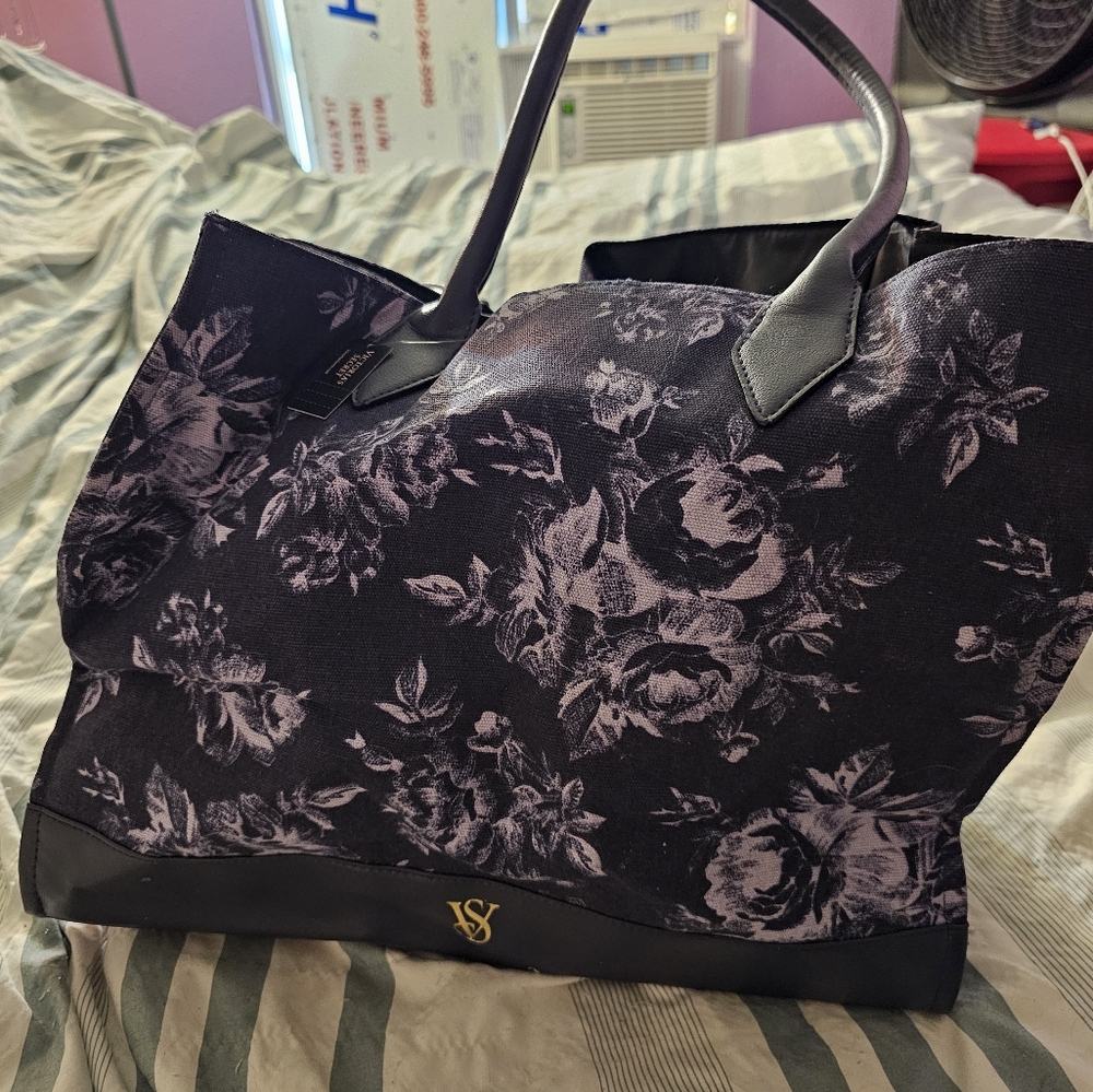 Victoria's Secret Tote Bag NWT